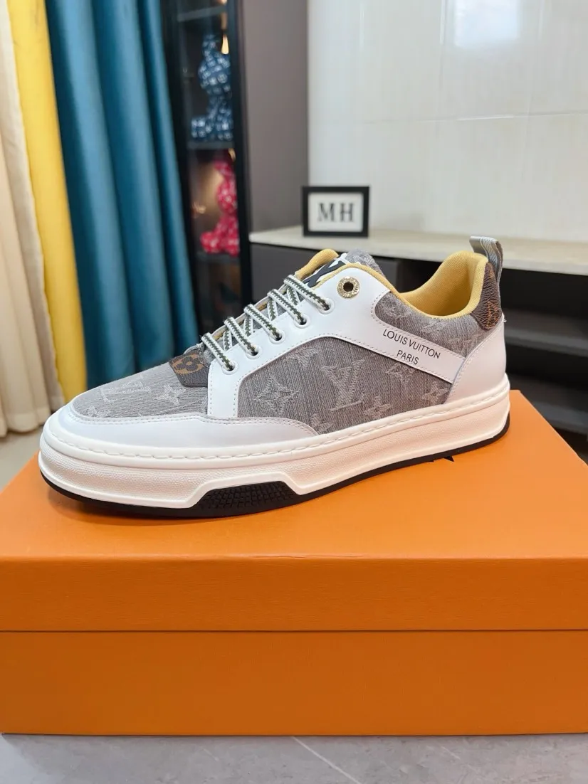 Men's shoes💰420🌹🌹[LV]🌹High-end men's shoes brand: official website 1:1 latest masterpiece: the upper is made of Italian imported first-layer cowhide with special materials➕full genuine leather lining🔥, making walking more convenient and comfortable! Exclusive new style, stunning work [color]! Create a fashionable personality to set off your uniqueness! A must-have for trendy men! Classic🔥Number: 38-44